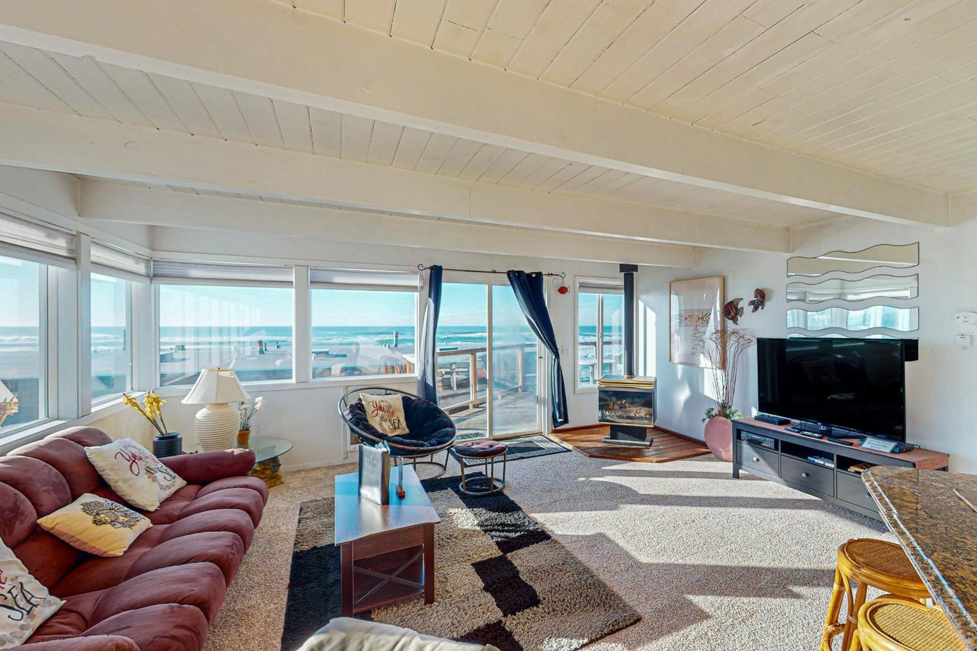 Sebastian'S Crib Condo Lincoln City Exterior photo